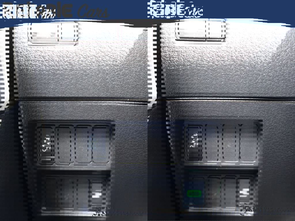 Used 2019 Nissan Rogue Sport S image 31