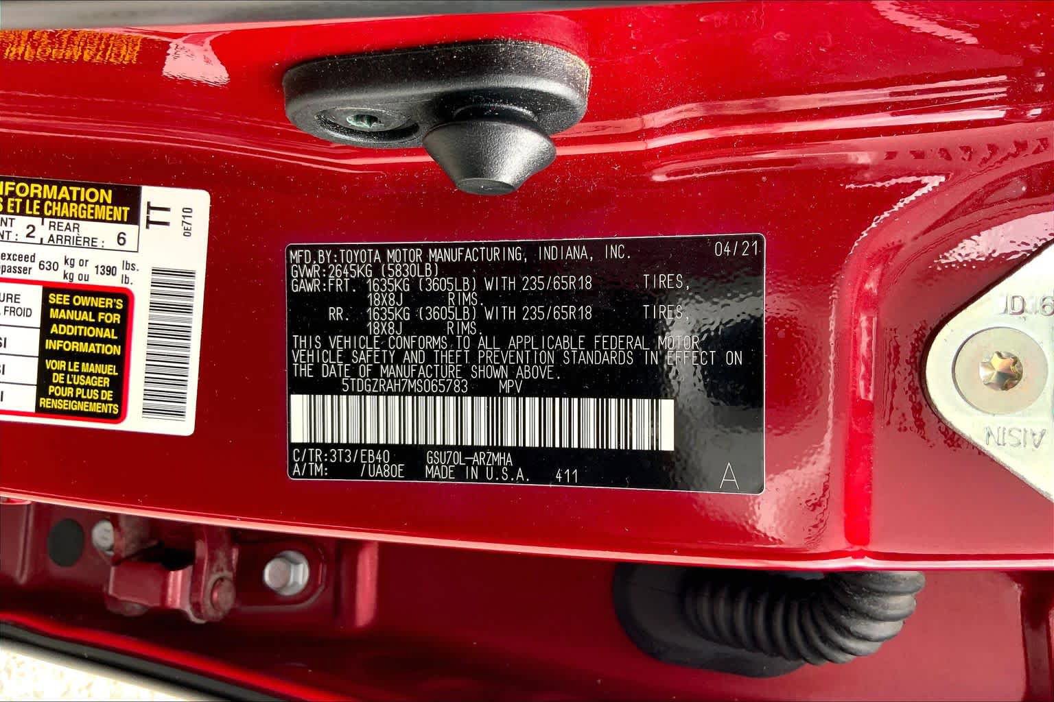 Used 2021 Toyota Highlander XLE FWD image 36