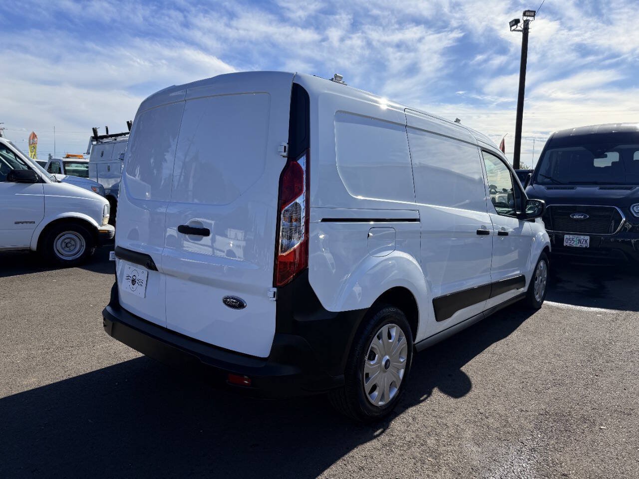 Used 2022 Ford Transit Connect XL FWD image 6