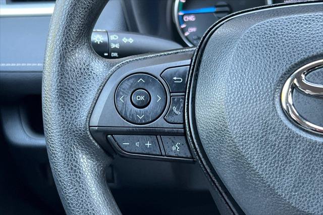 Certified 2022 Toyota RAV4 LE AWD/4WD image 25