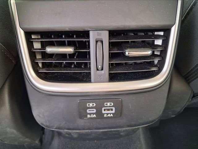 Used 2025 Subaru Outback Premium w/ Popular Package #1A image 16