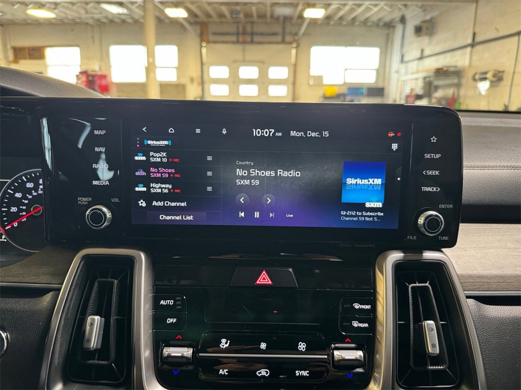 Certified 2023 Kia Sorento X-Line EX image 17