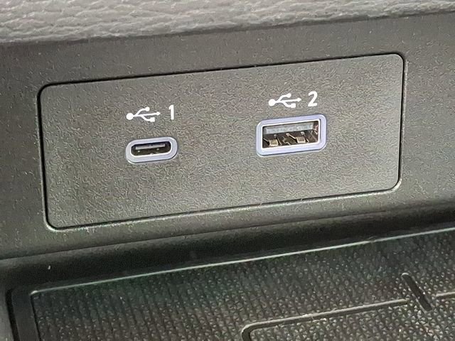 Used 2024 Mitsubishi Outlander SE image 20