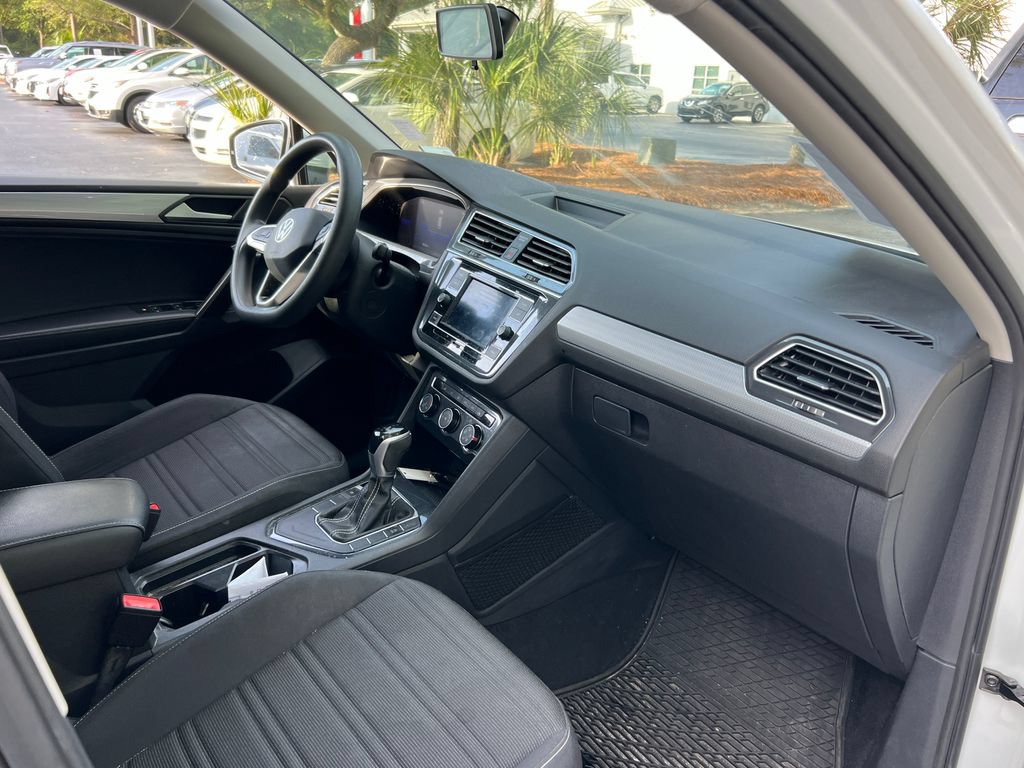 Used 2022 Volkswagen Tiguan S FWD image 11