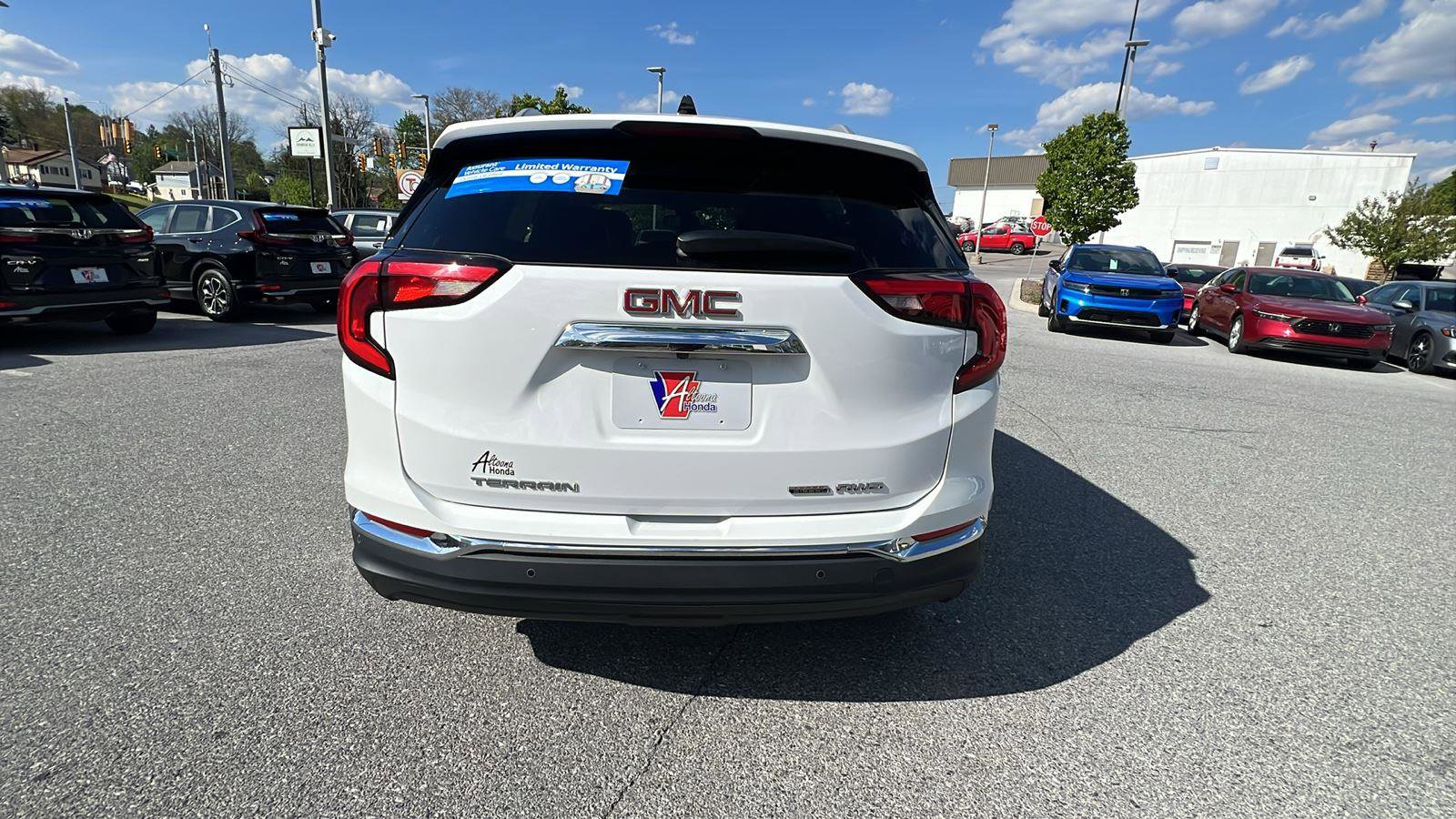 Used 2018 GMC Terrain SLT w/ Infotainment Package II AWD/4WD image 5