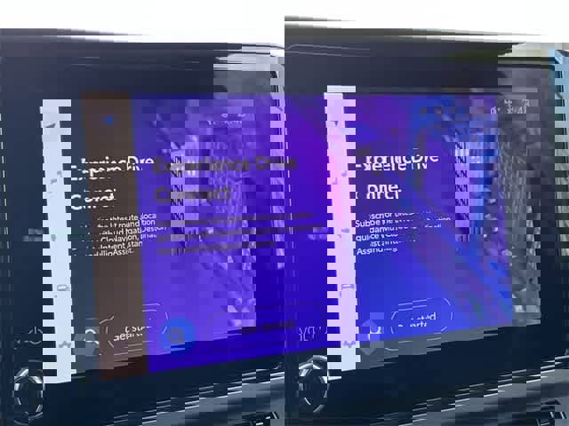 Used 2025 Toyota Camry SE image 22