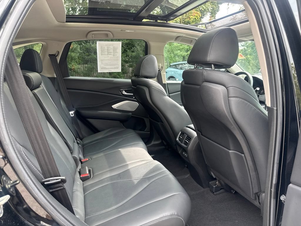 Used 2020 Acura RDX w/ Technology Package AWD/4WD image 30