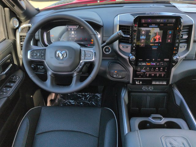 New 2027 RAM 2500 Laramie AWD/4WD image 16