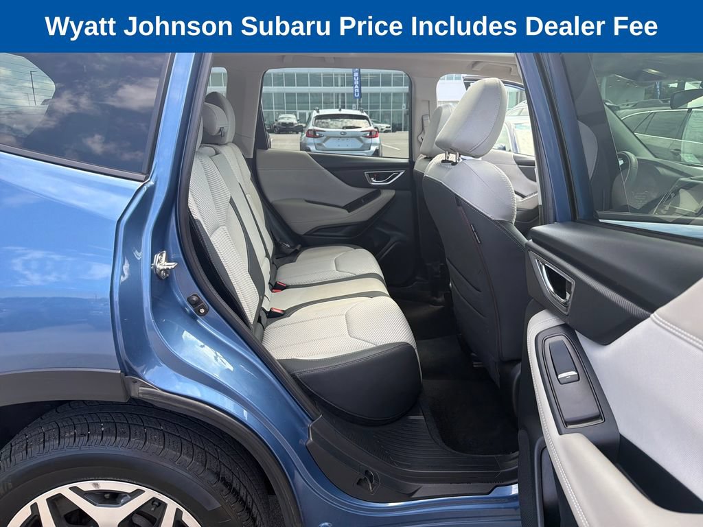 Used 2020 Subaru Forester Premium AWD/4WD image 41