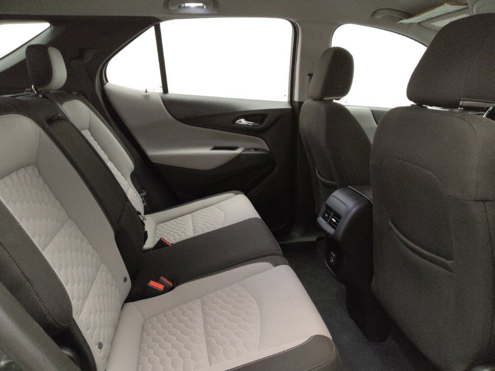 Used 2020 Chevrolet Equinox LS FWD image 19