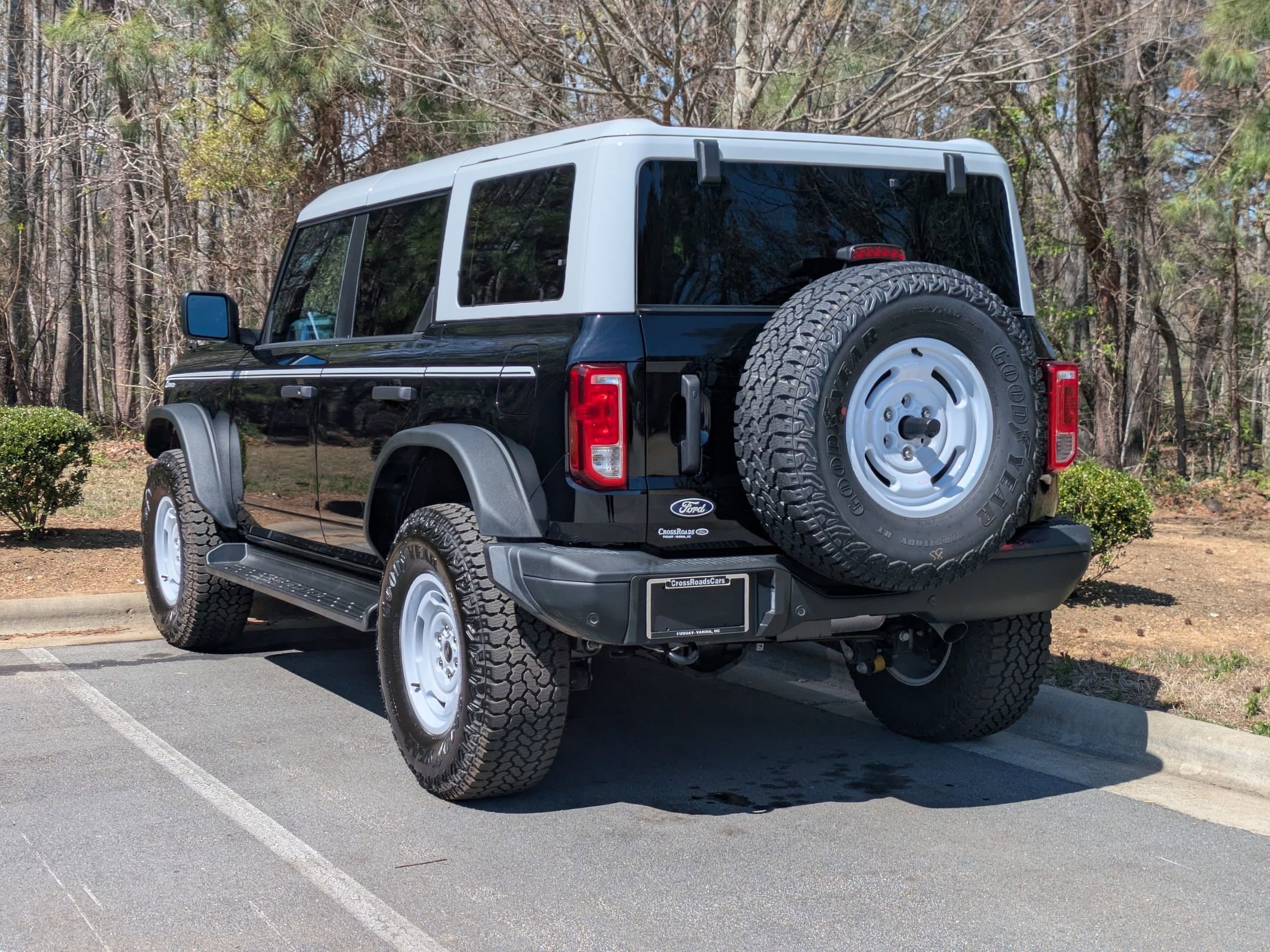 New 2026 Ford Bronco Heritage Edition image 5