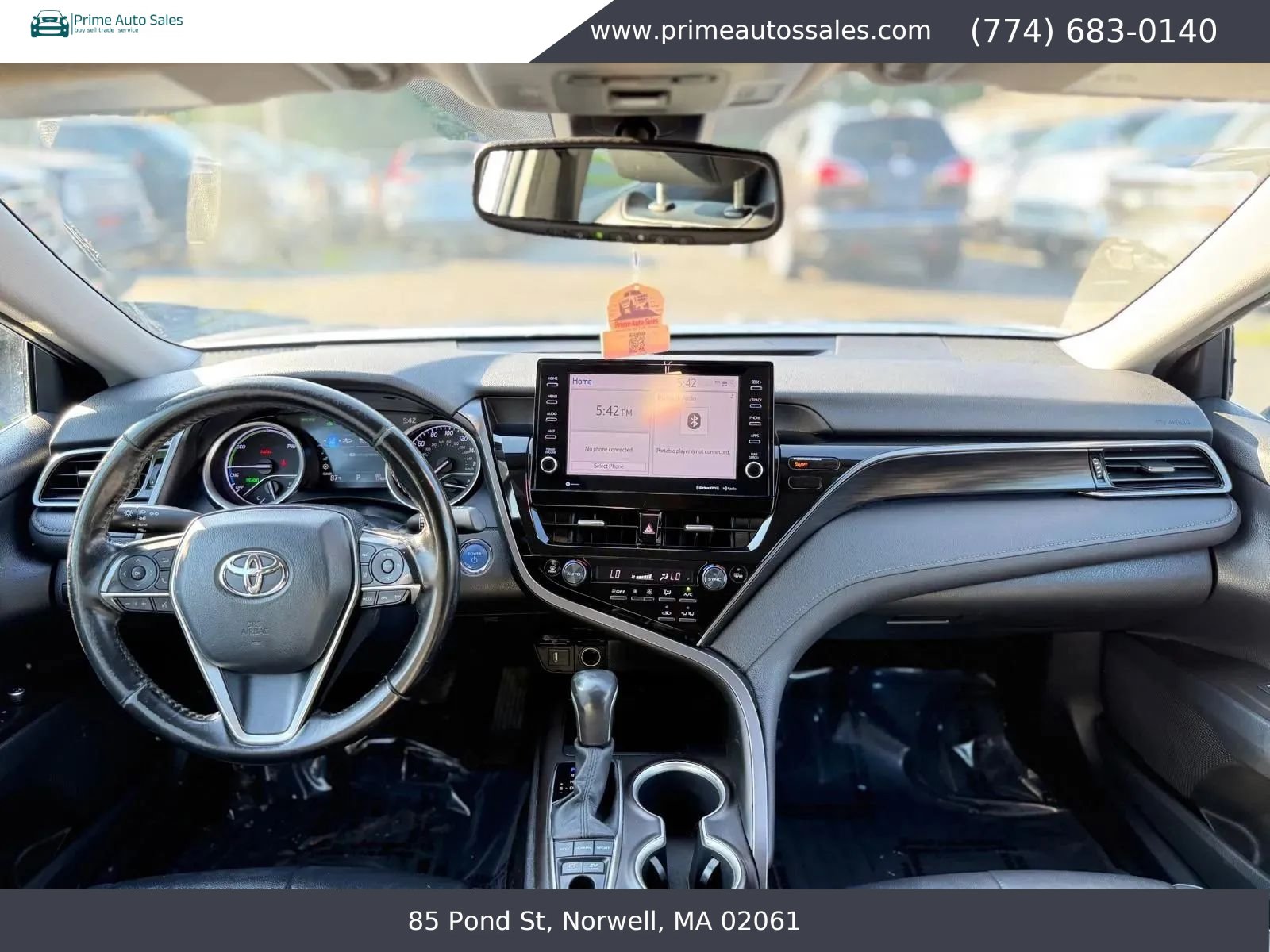 Used 2022 Toyota Camry XLE FWD image 22