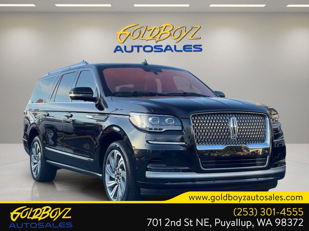 Used 2022 Lincoln Navigator L Reserve image 2