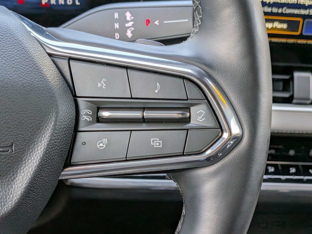 Used 2025 Chevrolet Equinox LT w/ Convenience Package II FWD image 28