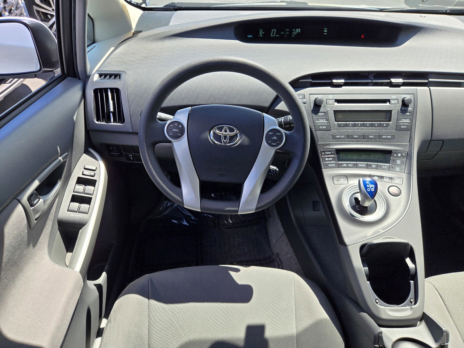 Used 2010 Toyota Prius Two FWD image 12