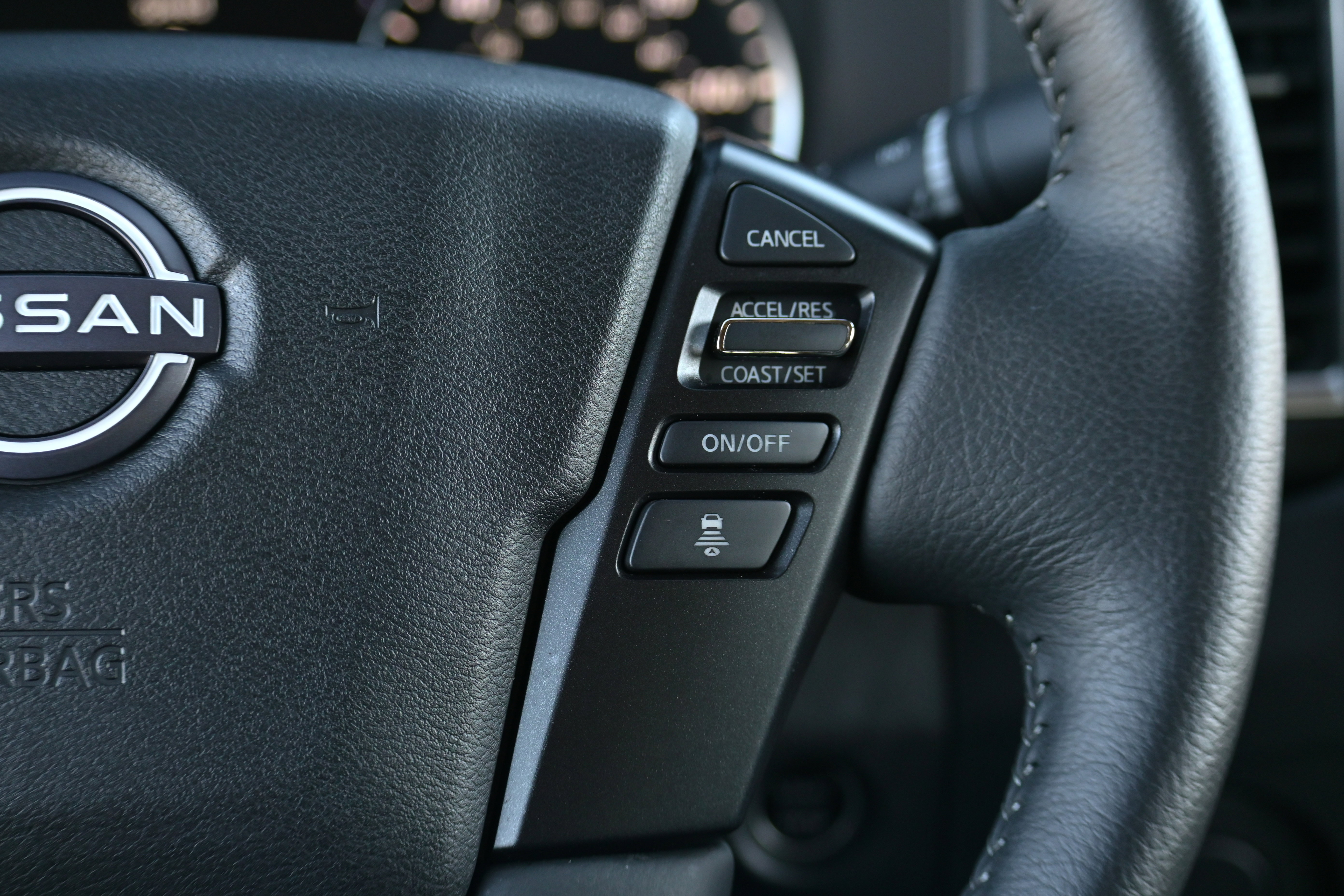 Used 2024 Nissan Frontier SL w/ Technology Package image 19