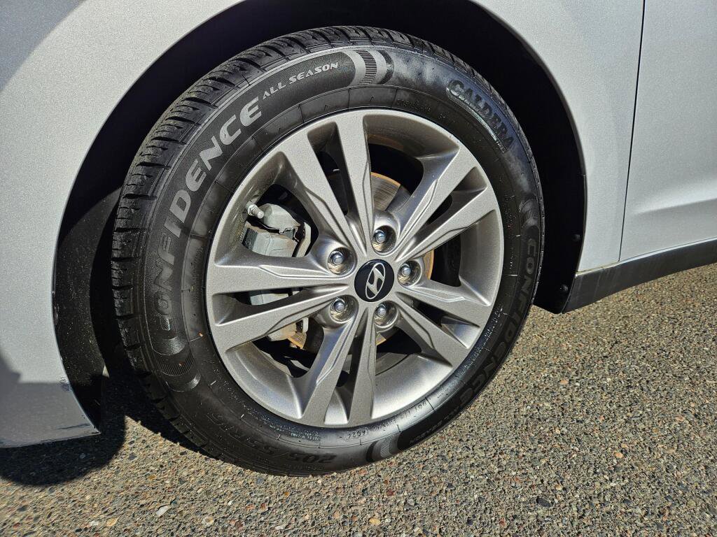 Used 2018 Hyundai Elantra SEL w/ Cargo Package FWD image 8