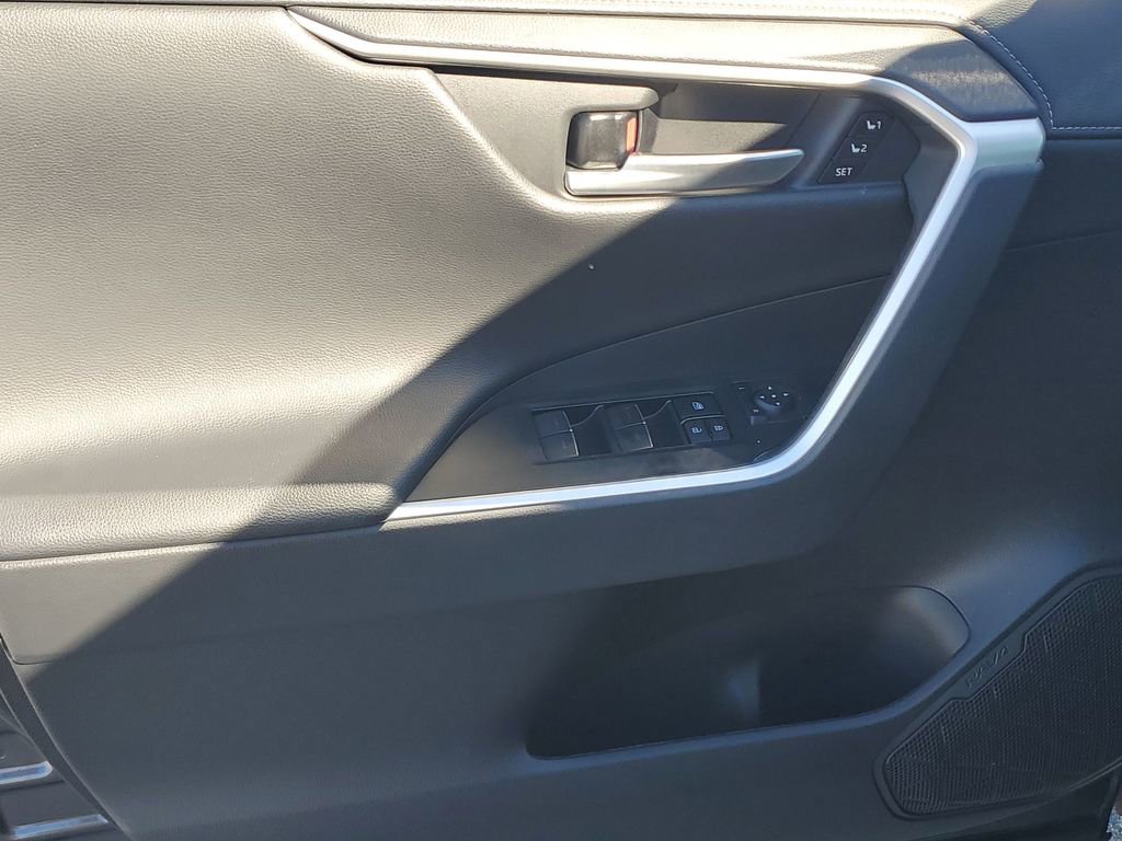 Used 2024 Toyota RAV4 Limited image 42