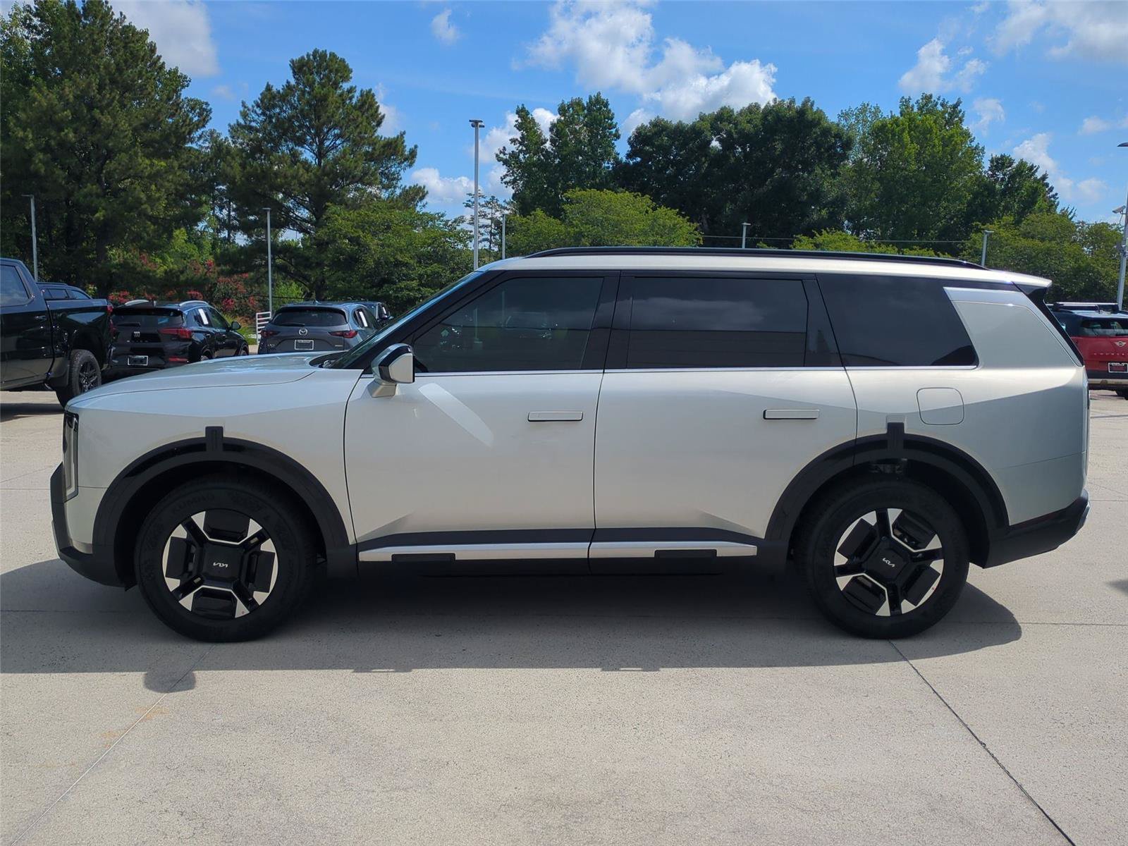 Used 2027 Kia Telluride EX AWD/4WD image 2