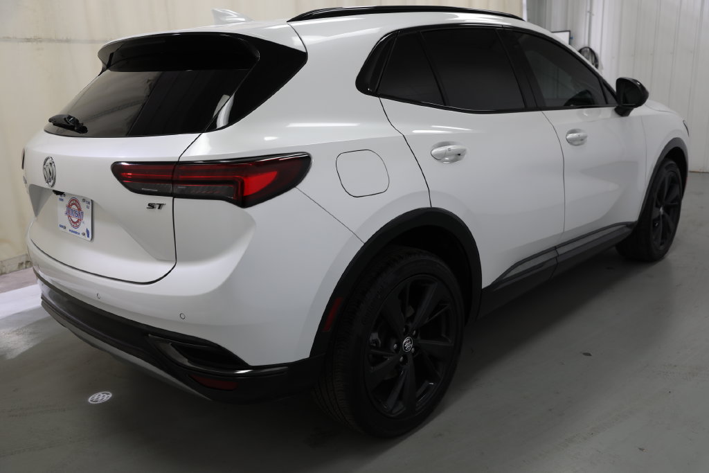 Certified 2023 Buick Envision Essence w/ Sport Touring Package AWD/4WD image 6