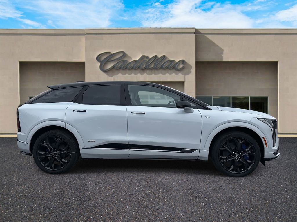New 2026 Cadillac Optiq V image 2