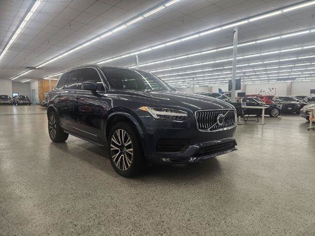 Used 2021 Volvo XC90 T5 Momentum w/ Climate Package AWD/4WD image 3