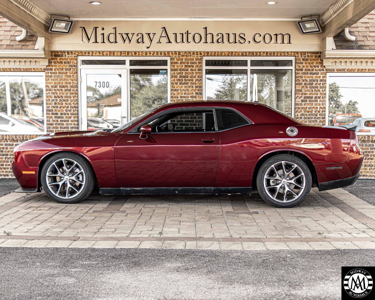 Used 2023 Dodge Challenger GT RWD image 4