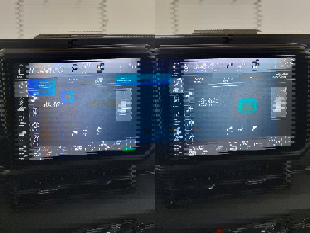 Used 2024 Jeep Wrangler Rubicon w/ Convenience Group AWD/4WD image 20