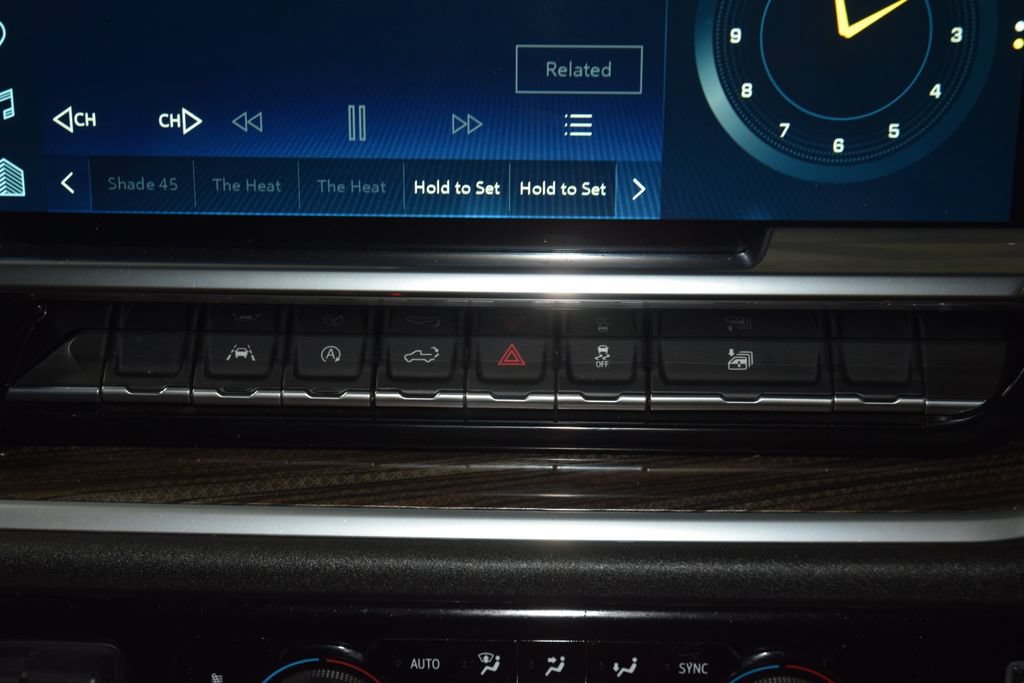 Used 2022 Chevrolet Silverado 1500 RST AWD/4WD image 34
