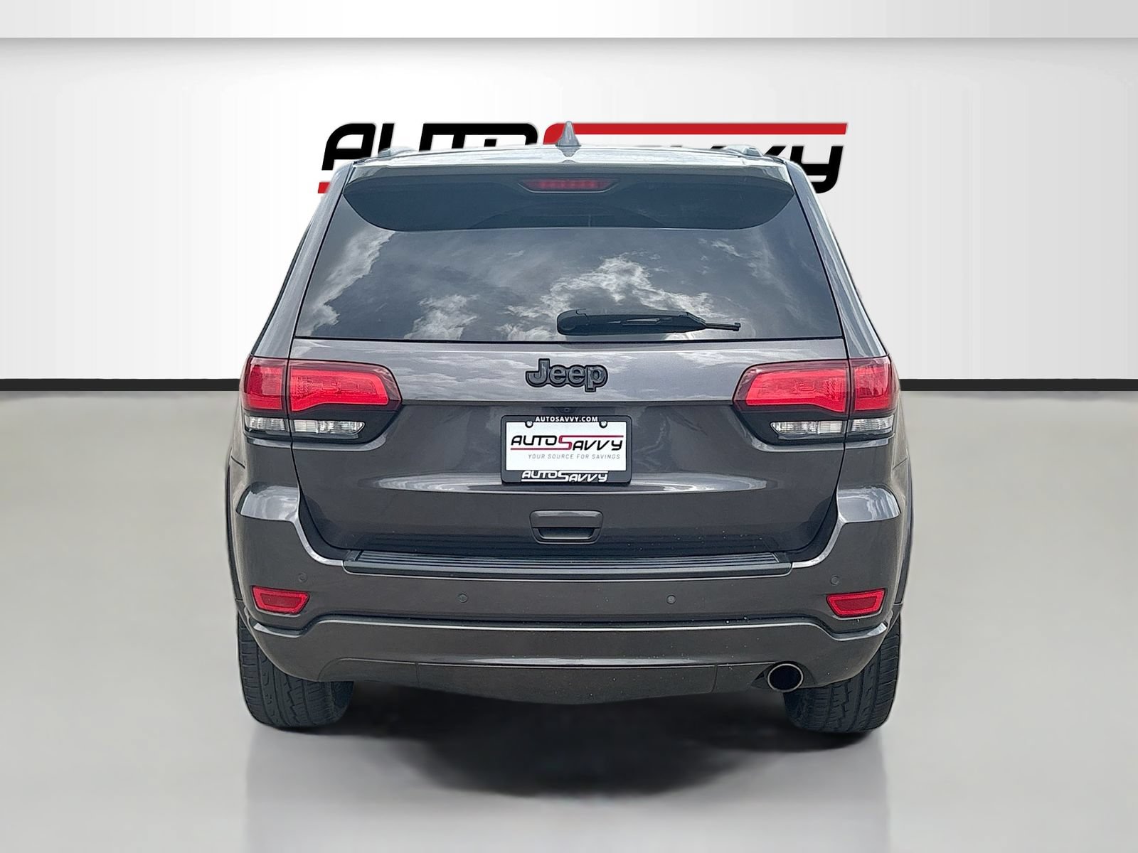 Used 2020 Jeep Grand Cherokee Altitude RWD image 6