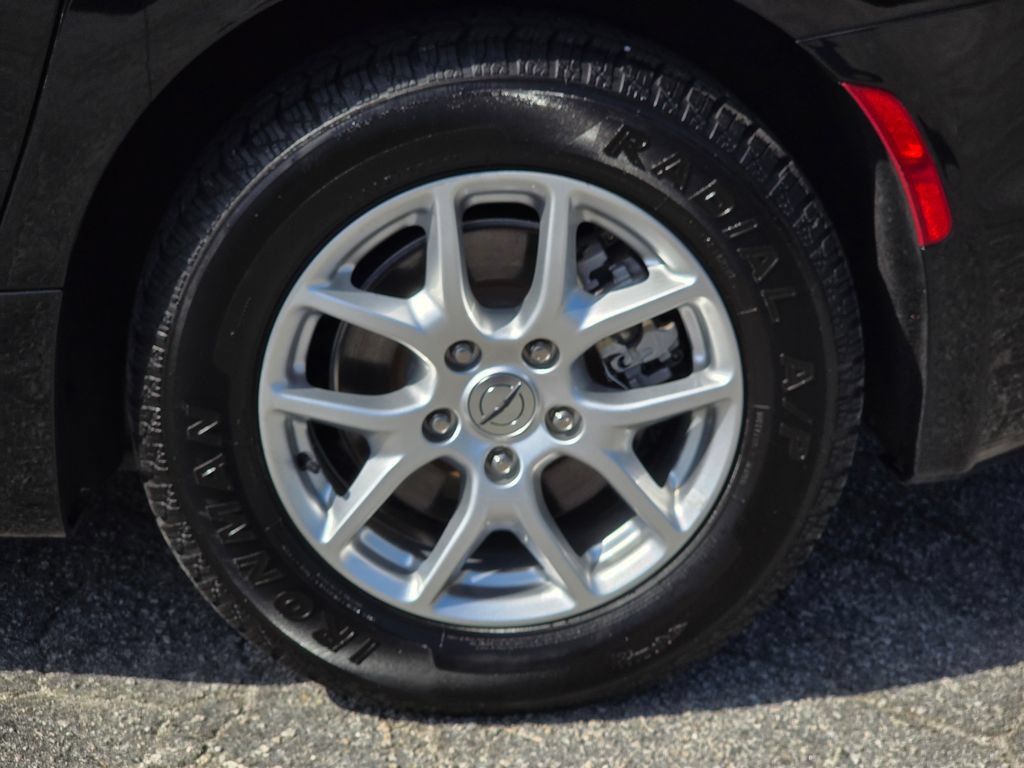Used 2024 Chrysler Pacifica Touring-L FWD image 22
