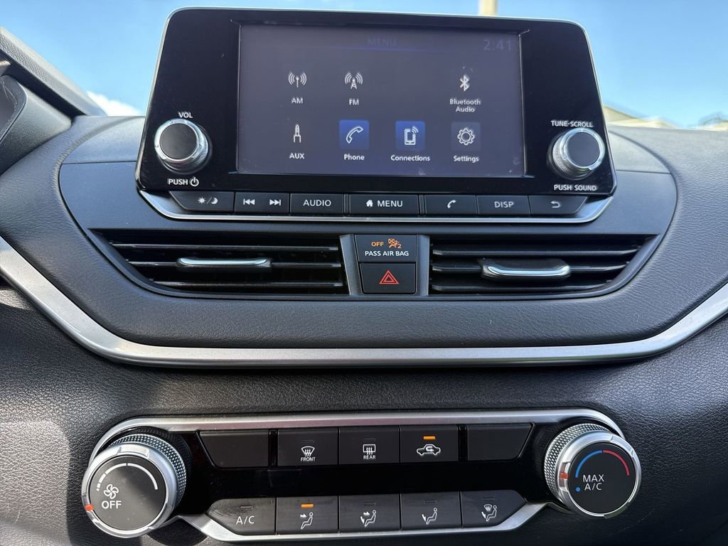 Used 2023 Nissan Altima 2.5 S image 18