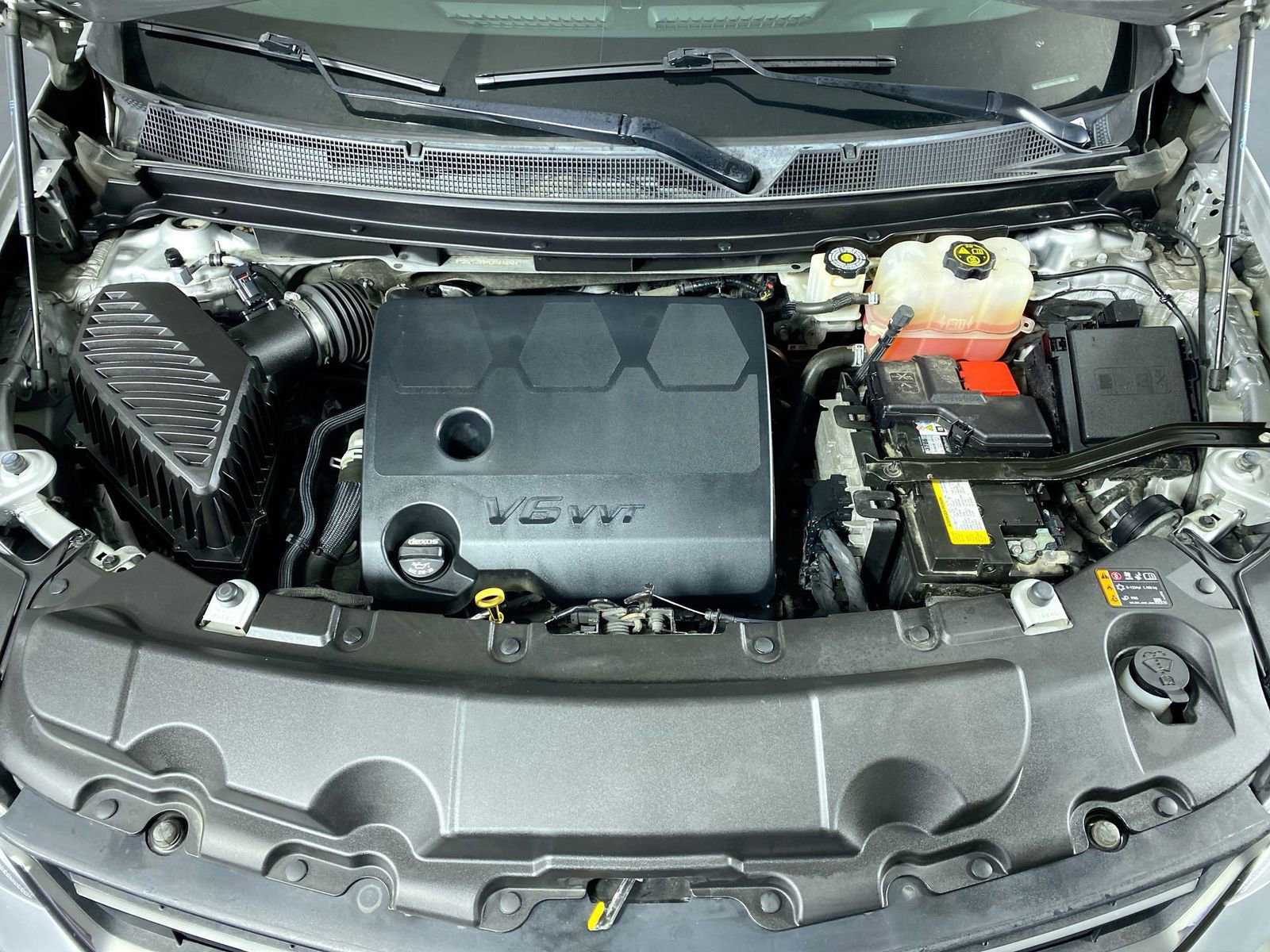 Used 2020 Chevrolet Traverse RS image 27