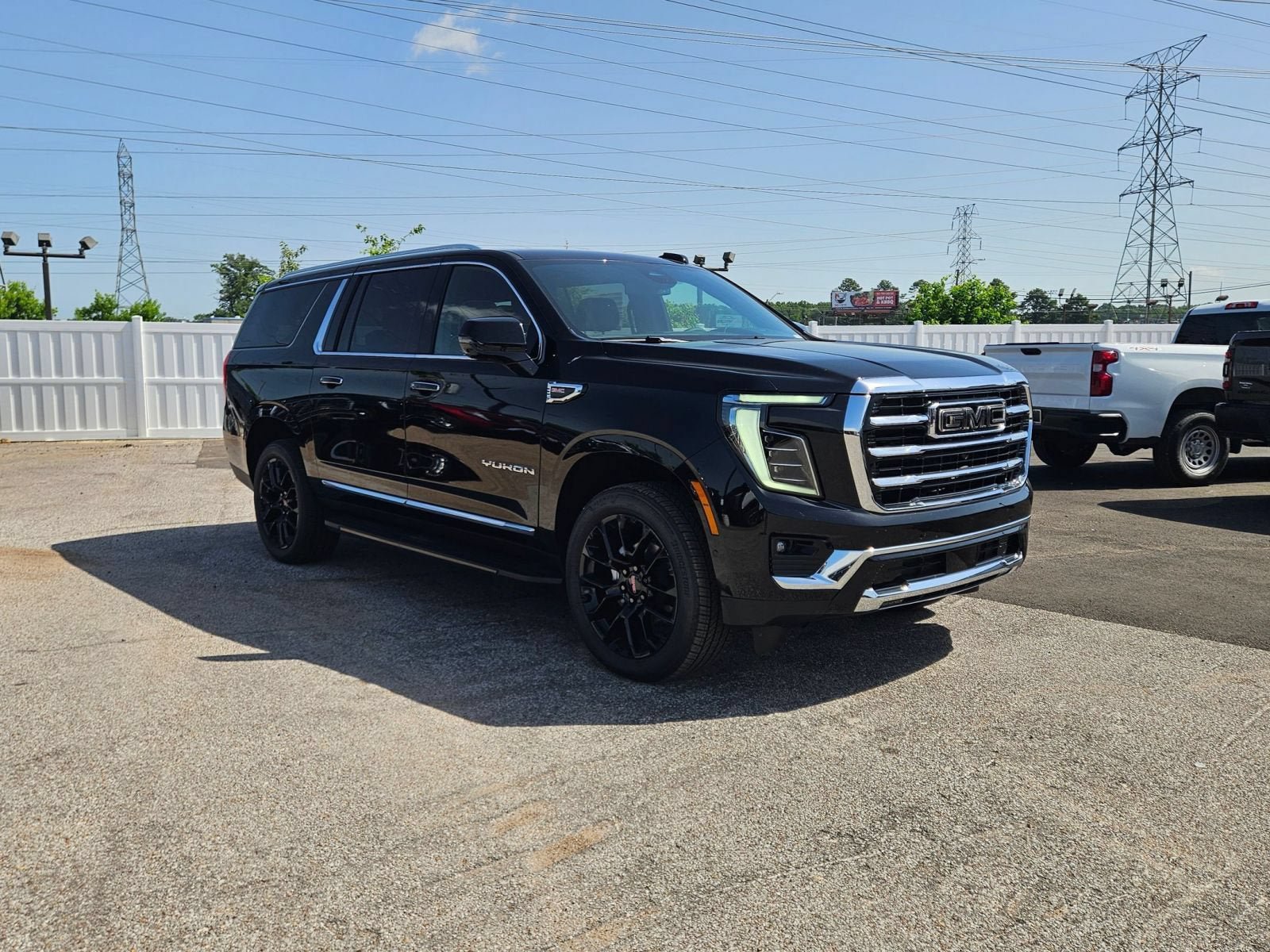 New 2026 GMC Yukon XL Elevation AWD/4WD image 8