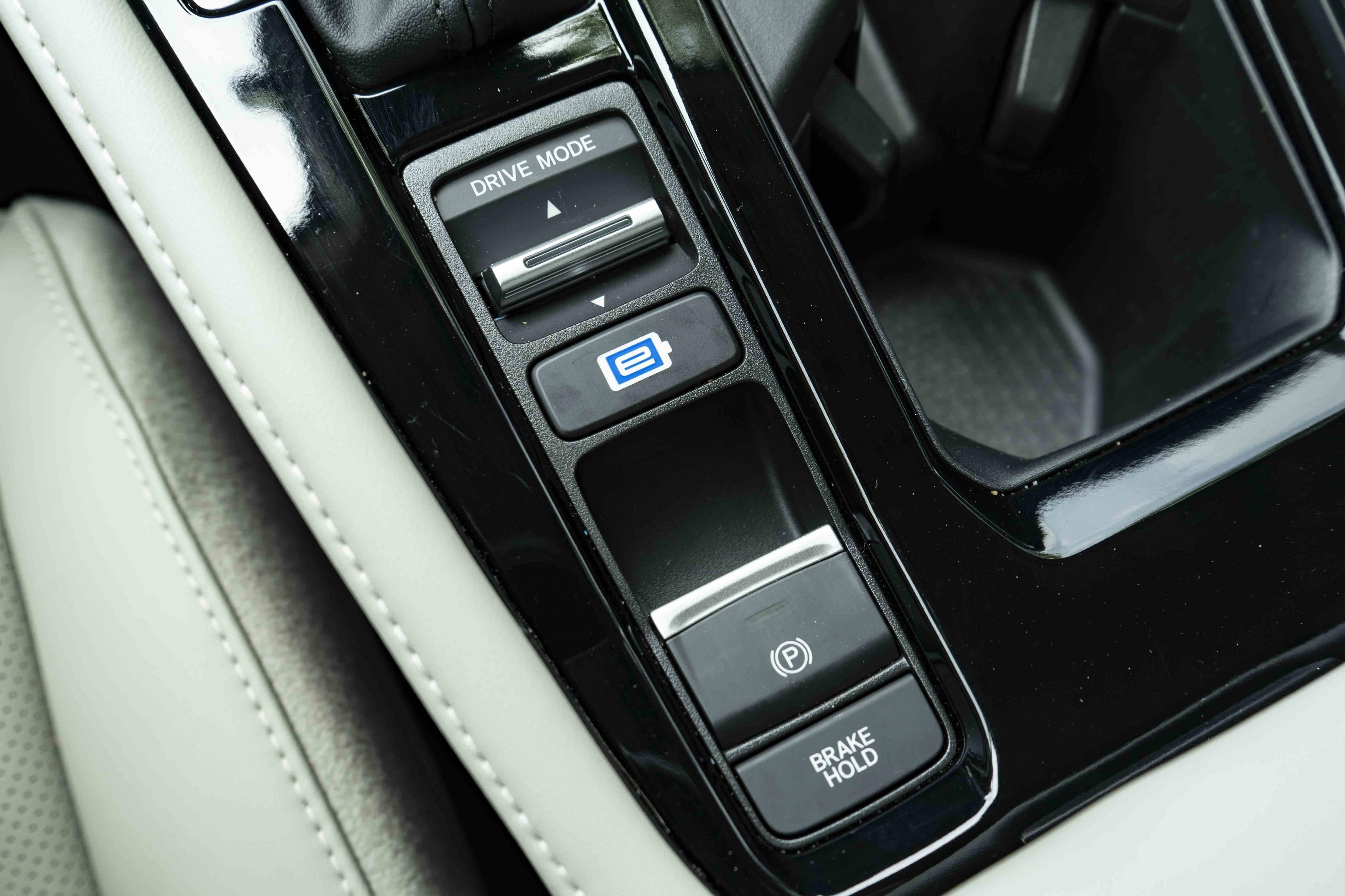 Used 2025 Honda Accord Touring image 29