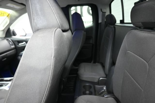 Used 2017 Chevrolet Colorado LT w/ LT Convenience Package RWD image 21