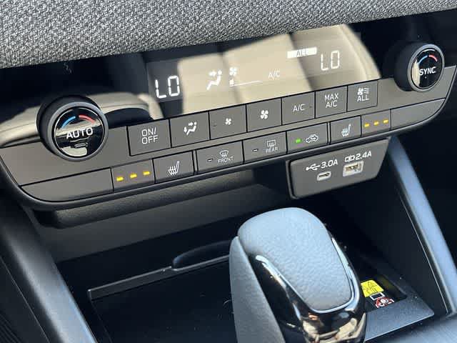 New 2026 Subaru Outback Limited AWD/4WD image 33