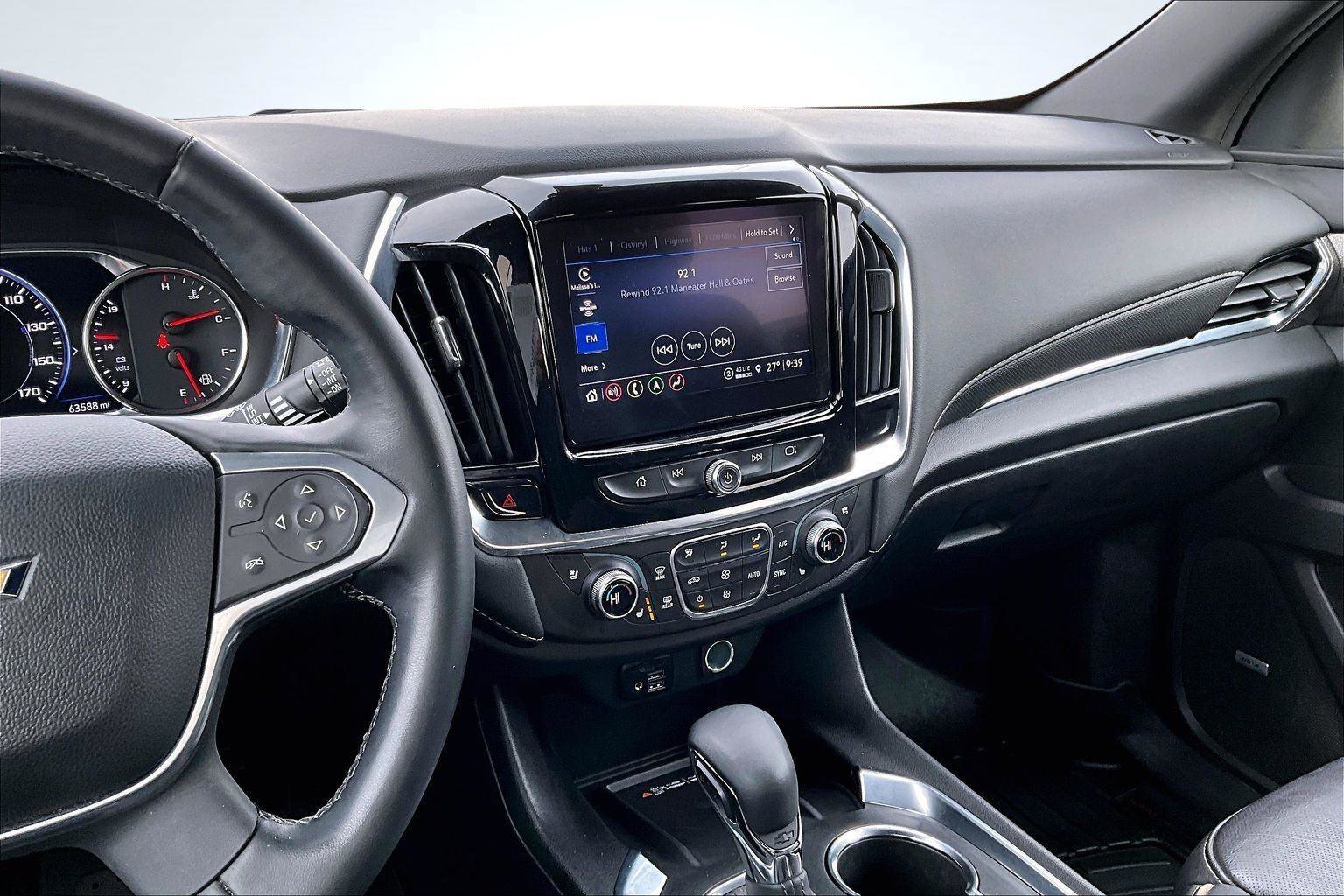 Used 2023 Chevrolet Traverse Premier image 7