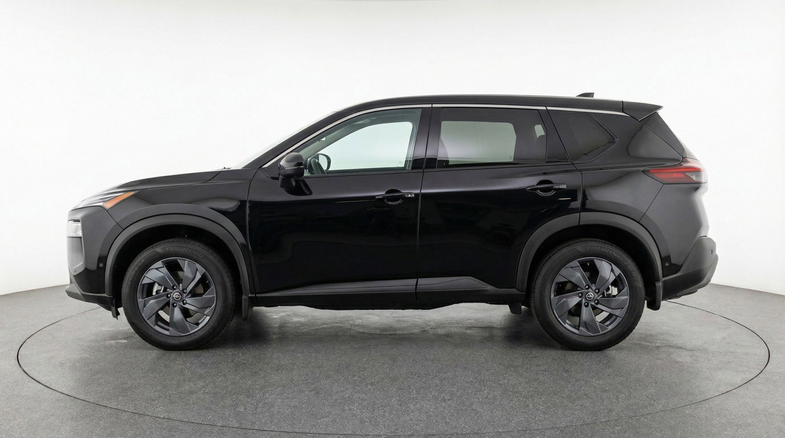 Used 2025 Nissan Rogue SV image 5