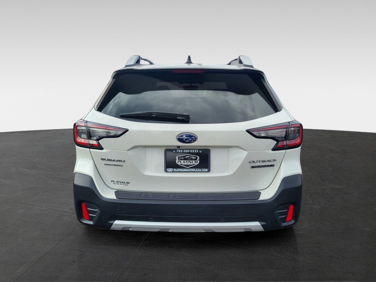 Used 2022 Subaru Outback Touring XT image 6