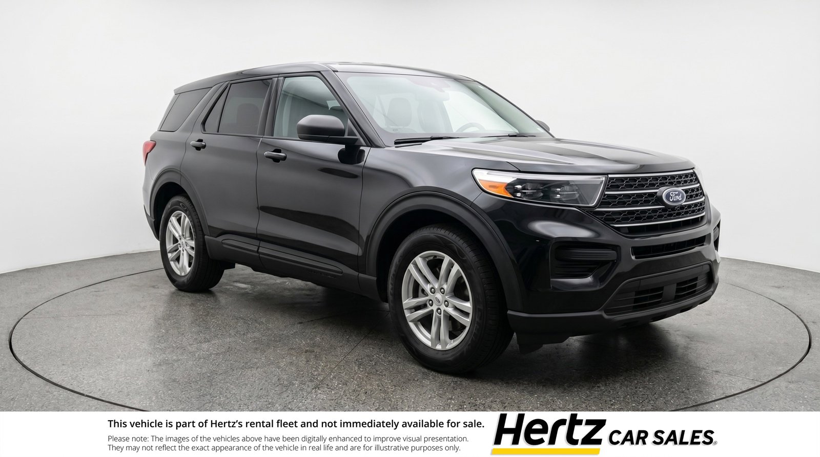 Used 2024 Ford Explorer XLT w/ Equipment Group 202A RWD image 1