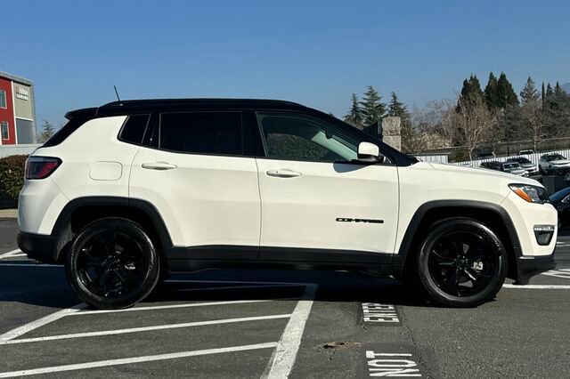 Used 2019 Jeep Compass Altitude image 3
