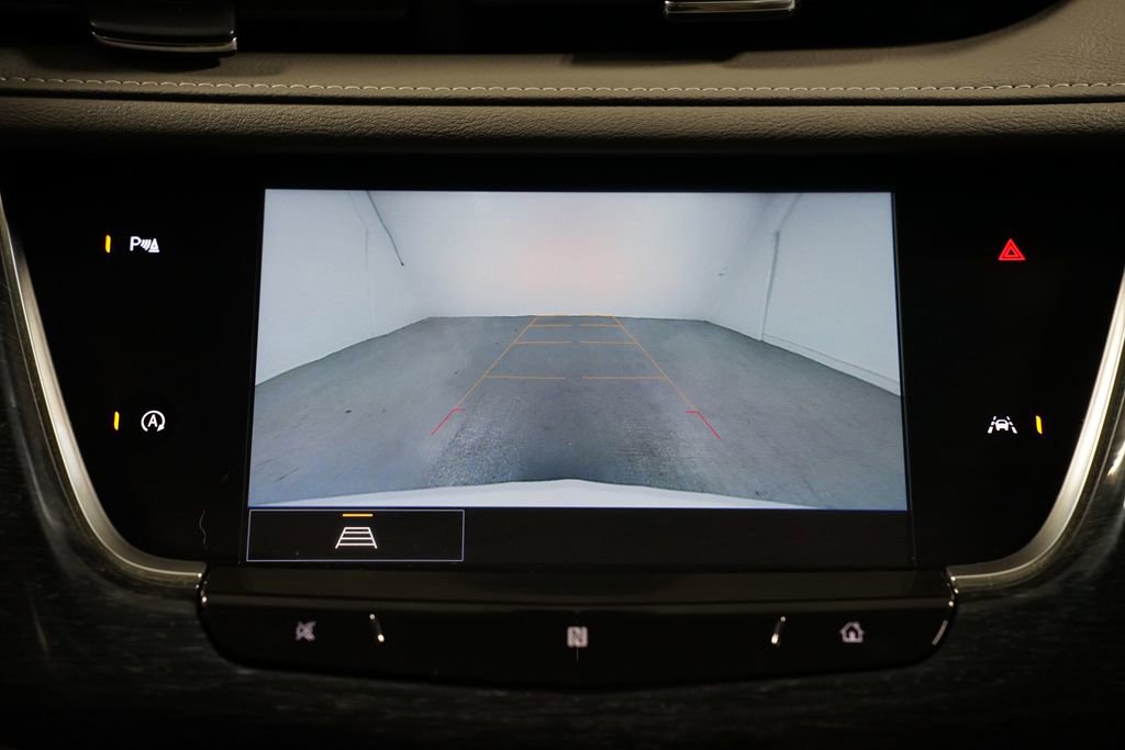 Used 2021 Cadillac XT6 Premium Luxury image 19