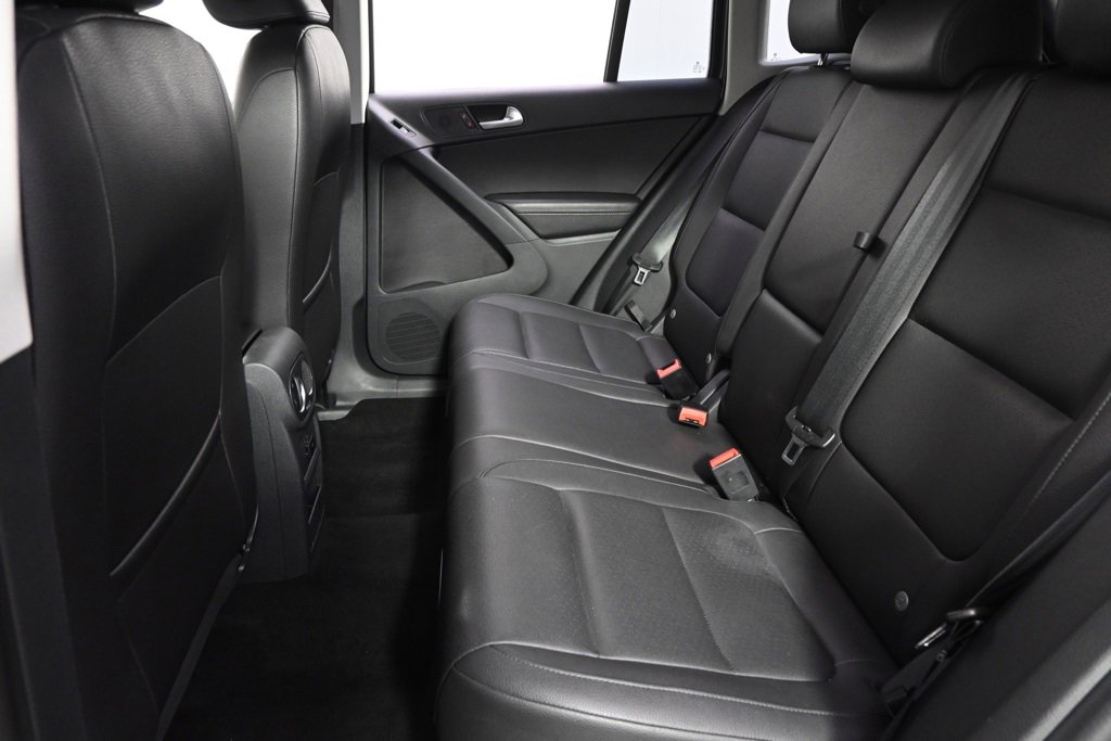 Used 2016 Volkswagen Tiguan S image 21