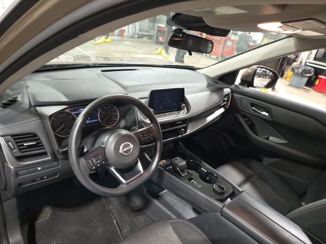 Used 2024 Nissan Rogue SV AWD/4WD image 14