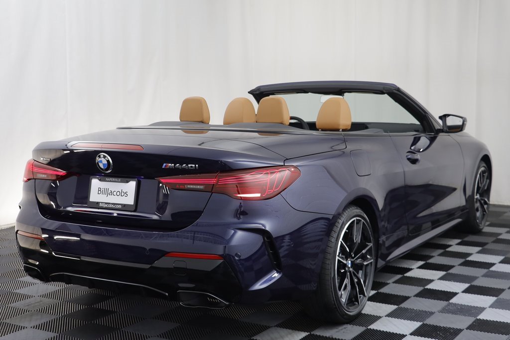 New 2026 BMW 440i xDrive Convertible w/ Premium Package image 17