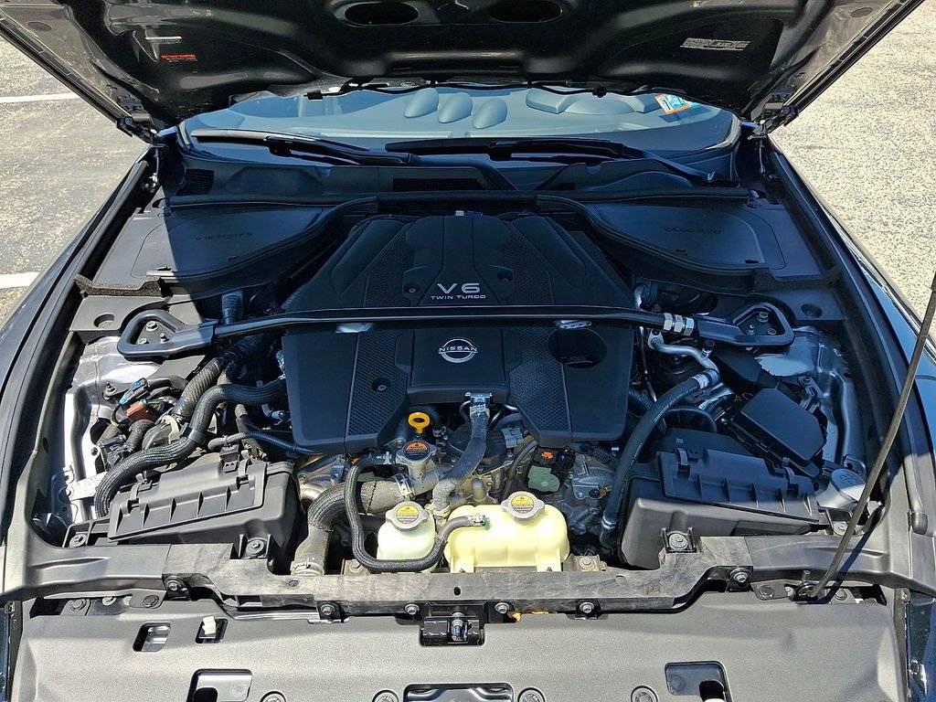 Certified 2025 Nissan Z Performance w/ Floor Mat Package RWD image 28