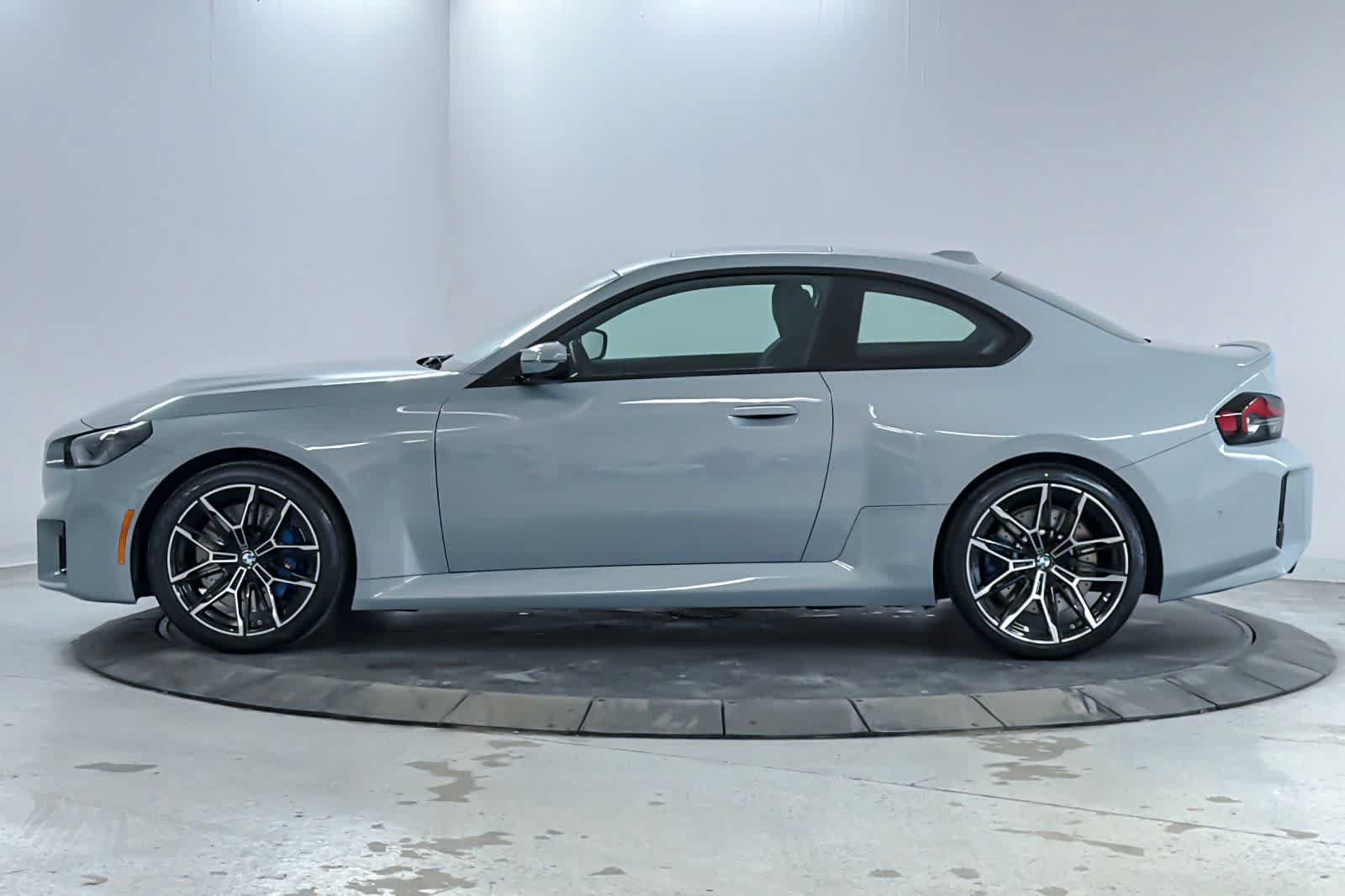 Used 2023 BMW M2 w/ Lighting Package RWD image 5