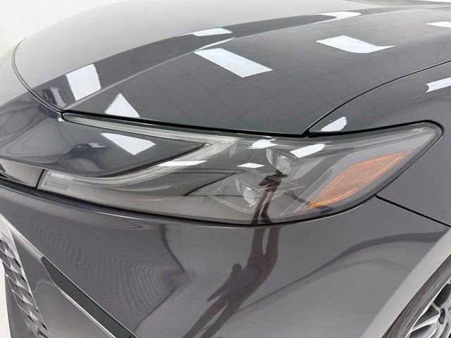 Used 2025 Toyota Camry XSE FWD image 6