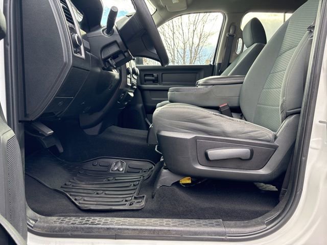 Used 2018 RAM 2500 Tradesman w/ Chrome Appearance Group image 21